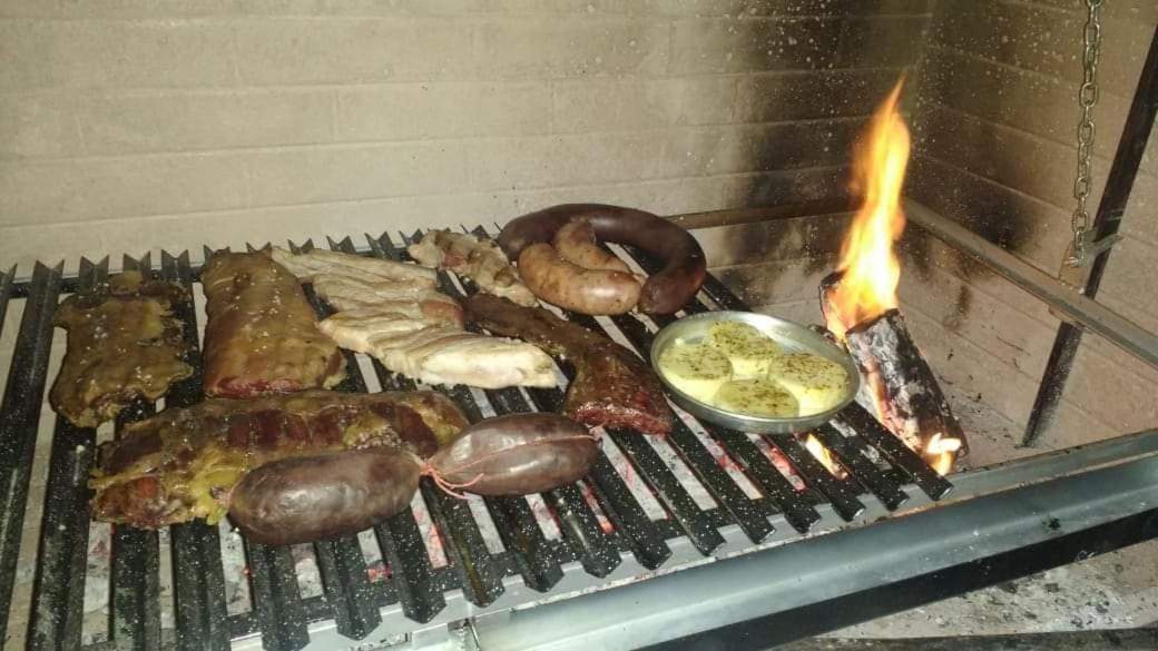 Posada Quinta Pata Ezeiza Bagian luar foto
